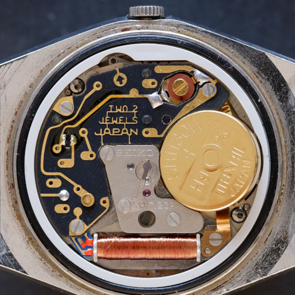 Thumbnail image of Seiko movement 7123A in model 7123-7010.