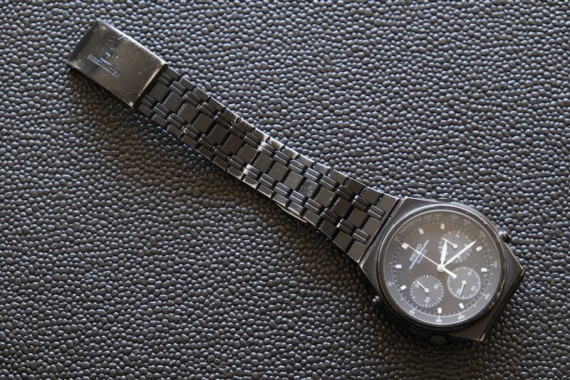 A Seiko 7A28-7110 chronograph watch from 1983. The PVD coating is wearing off at the edges.