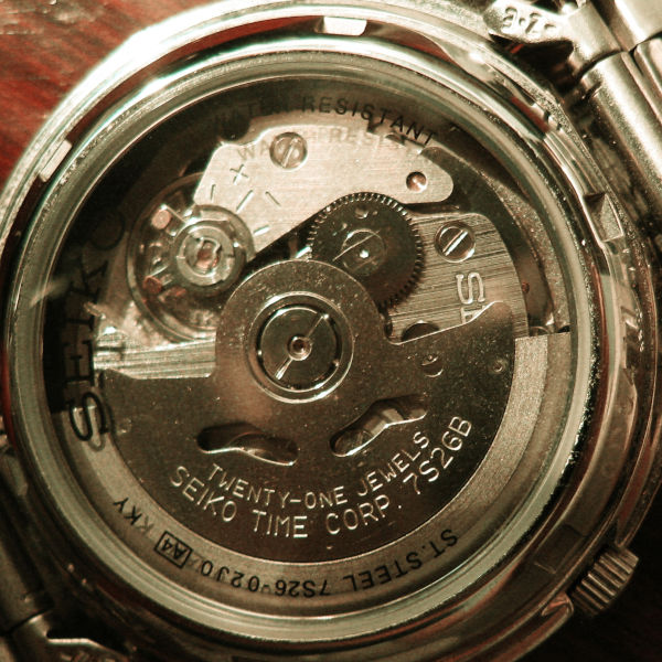 Seiko movement 7S26B in model 7S26-02J0. You can see the slightly different regulator on the balance assembly.